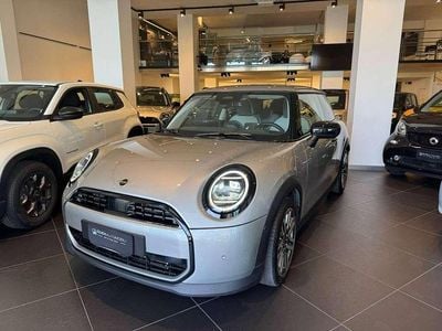 Usata Mini Cooper Classic 156 CV (114 kW) 2024 Argento Utilitaria