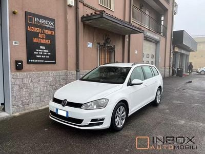 Usata VW Golf VII Comfortline 110 CV (80 kW) 2014 Bianco Station wagon