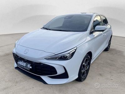 Rosso Nuova 2025 MG MG3 Luxury Utilitaria | 24.991 € (Molto cara)