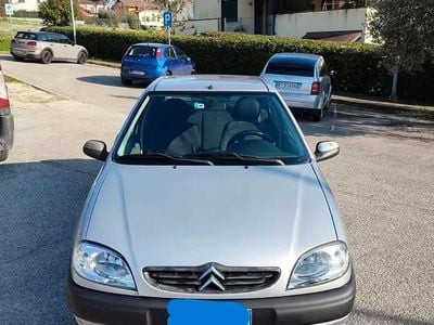 Usata Citroën Saxo 60 CV (44 kW) 2001 Grigio Utilitaria