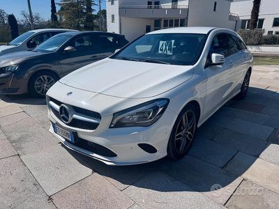 Usata Mercedes CLA200 136 CV (100 kW) 2018 Bianco Berlina