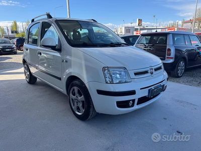 Usata Fiat Panda Dynamic 69 CV (50 kW) 2012 Bianco Utilitaria