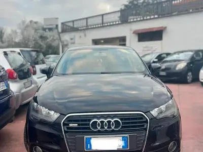 Usata Audi A1 Attraction 86 CV (63 kW) 2012 Nero Utilitaria