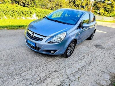 Occasion Opel Corsa 80 ch (58 kW) 2010 Gris Citadine