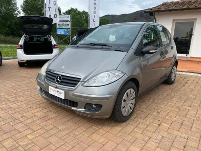 Usata Mercedes A180 Classic 109 CV (80 kW) 2008 Grigio Berlina