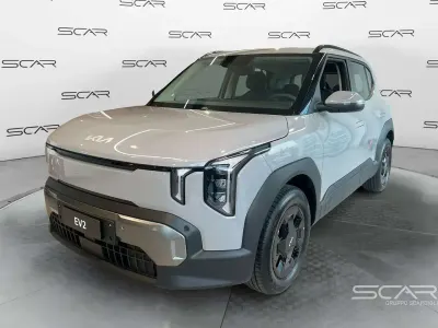 Nuova Kia EV2 Air 106 kW (145 CV) 2026 Grigio SUV