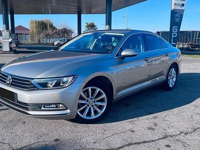 Usata VW Passat Highline 150 CV (110 kW) 2015 Grigio Berlina