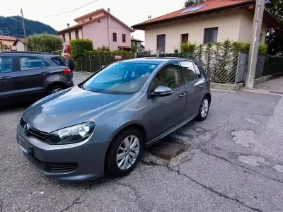 Usata VW Golf VI Edition 105 CV (77 kW) 2011 Utilitaria