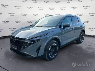 Usata Nissan Qashqai N-Connecta 140 CV (102 kW) 2025 Grigio SUV