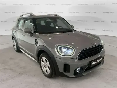 Usata Mini One Countryman 102 CV (75 kW) 2021 Grigio scuro SUV