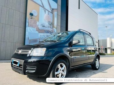 usata Fiat Panda 1.2 benzina e metano manuale clima