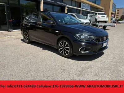 Usata Fiat Tipo Lounge 120 CV (88 kW) 2020 Nero Station wagon