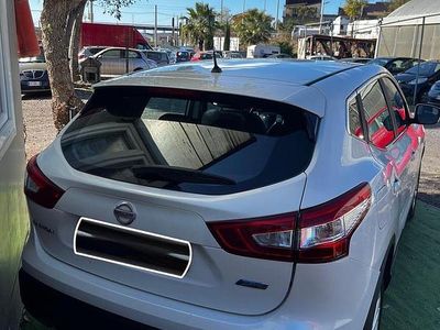 Bianco Usata 2014 Nissan Qashqai Tekna SUV | 9999 € (Buon prezzo)