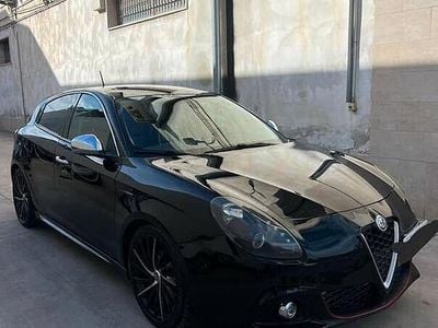 Usata Alfa Romeo Giulietta Distinctive 120 CV (88 kW) 2010 Nero Utilitaria