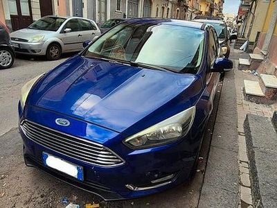 Usata Ford Focus Titanium S 120 CV (88 kW) 2014 Blu/azzurro Berlina
