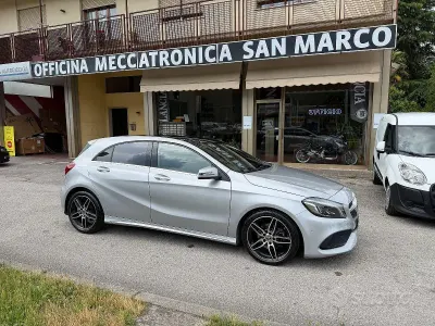 Usata Mercedes A200 AMG 136 CV (100 kW) 2017 Grigio Berlina