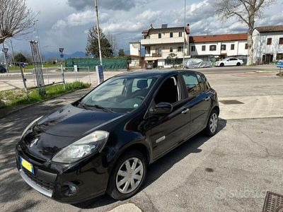 usata Renault Clio 1200cc 101 cavalli nera perfetta 79kw