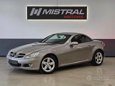 Usata Mercedes SLK200 163 CV (119 kW) 2006 Grigio Cabrio