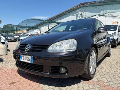 Usata VW Golf IV Sportline 105 CV (77 kW) 2006 Nero Berlina