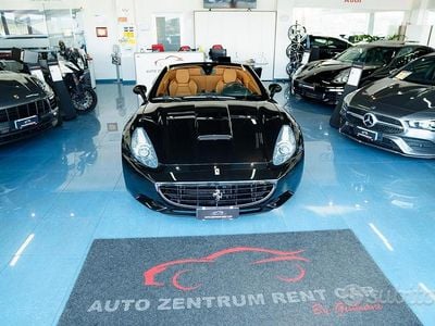 Usata Ferrari California 460 CV (338 kW) 2011 Nero Cabrio