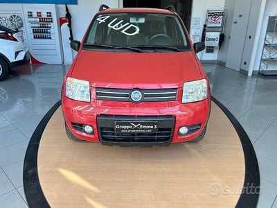 Usata Fiat Panda 4x4 Climbing 60 CV (44 kW) 2007 Rosso Utilitaria