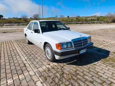 Usata Mercedes 190 109 CV (80 kW) 1991 Bianco Berlina