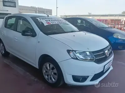 Usata Dacia Sandero 75 CV (55 kW) 2015 Bianco Utilitaria