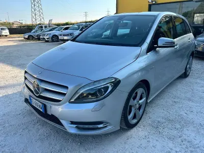 Usata Mercedes B160 Premium 110 CV (80 kW) 2012 Other Utilitaria