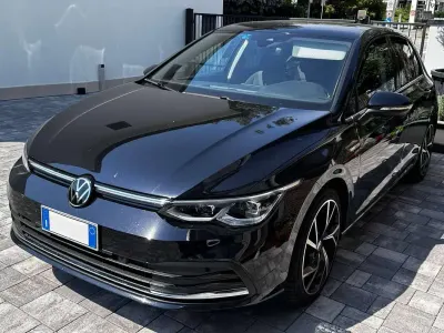 Usata VW Golf VIII Style 150 CV (110 kW) 2023 Nero Berlina