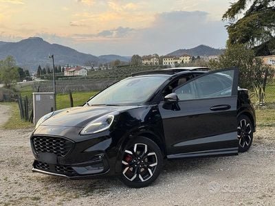 Usata Ford Puma STX 155 CV (114 kW) 2020 Nero SUV