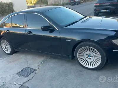 Usata BMW 730 231 CV (169 kW) 2007 Nero Berlina