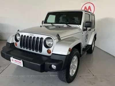 Usata Jeep Wrangler Sahara 177 CV (130 kW) 2008 Argento SUV