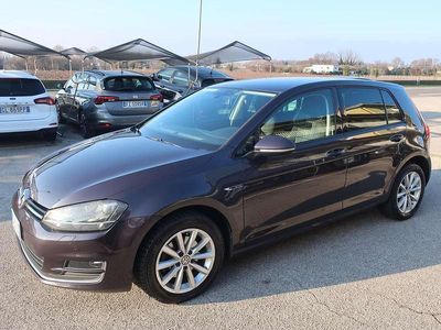 Usata VW Golf VII LOUNGE 110 CV (80 kW) 2015 Nero Berlina