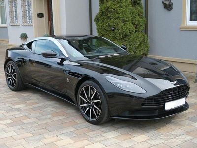 usata Aston Martin DB11 V8 Coupé