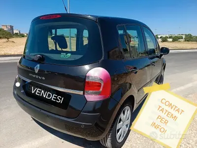 Usata Renault Modus 88 CV (64 kW) 2012 Nero Monovolume