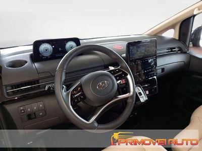Usata Hyundai Staria 2023 Blu Monovolume