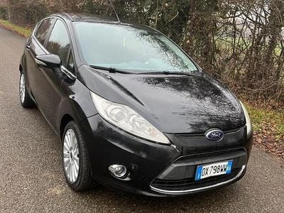 Usata Ford Fiesta 96 CV (70 kW) 2009 Nero Berlina