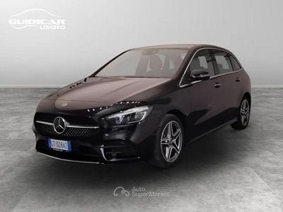 Usata Mercedes B250e AMG Line Premium 218 CV (160 kW) 2024 Nero cosmo metallizzato Monovolume