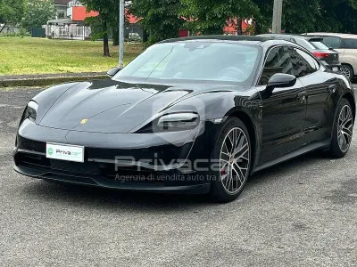 Begagnad Porsche Taycan 4S