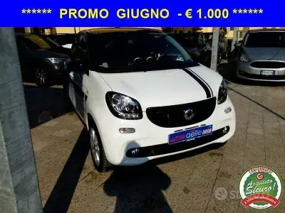 Usata Smart ForFour Passion 71 CV (52 kW) 2016 Bianco Utilitaria