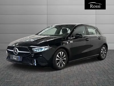 Usata Mercedes A180 Advanced 116 CV (85 kW) 2025 Nero notte Berlina