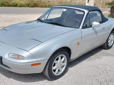 Usata Mazda MX5 89 CV (65 kW) 1995 Argento Cabrio