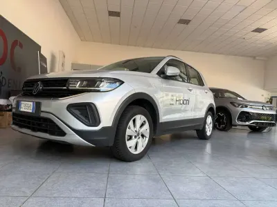Usata VW T-Cross Edition 95 CV (69 kW) 2024 Argento SUV