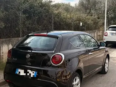 Usata Alfa Romeo MiTo 120 CV (88 kW) 2009 Nero Utilitaria