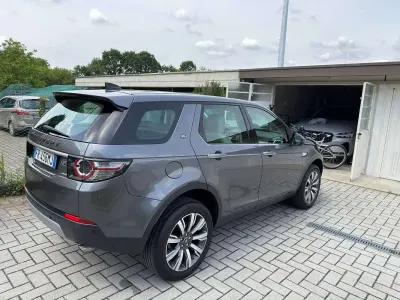 Usata Land Rover Discovery Sport HSE Luxury 179 CV (131 kW) 2018 Grigio SUV