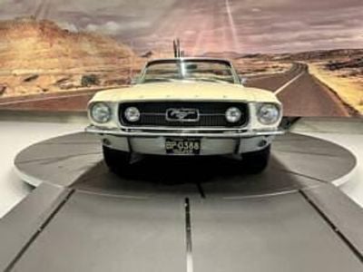 Usata Ford Mustang 324 CV (238 kW) 1967 Beige Cabrio