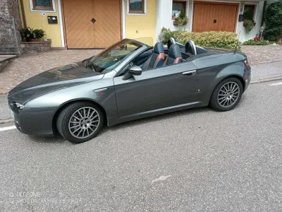 Begagnad Alfa Romeo Spider