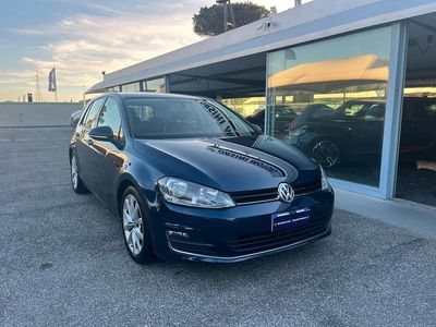 Usata VW Golf VII Highline 122 CV (89 kW) 2013 Blu Berlina