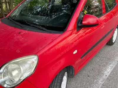 Usata Kia Picanto 60 CV (44 kW) 2009 Utilitaria