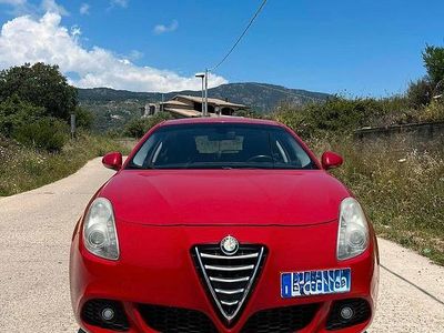 Usata Alfa Romeo Giulietta 105 CV (77 kW) 2011 Rosso Utilitaria